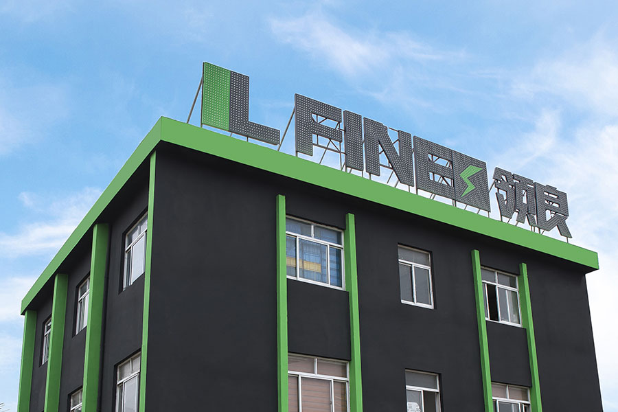 What are the specific comparative data between laser level and traditional ink fountain in construction efficiency?